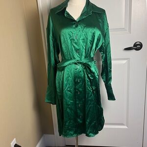 Banana Republic Emerald Satin Blouse